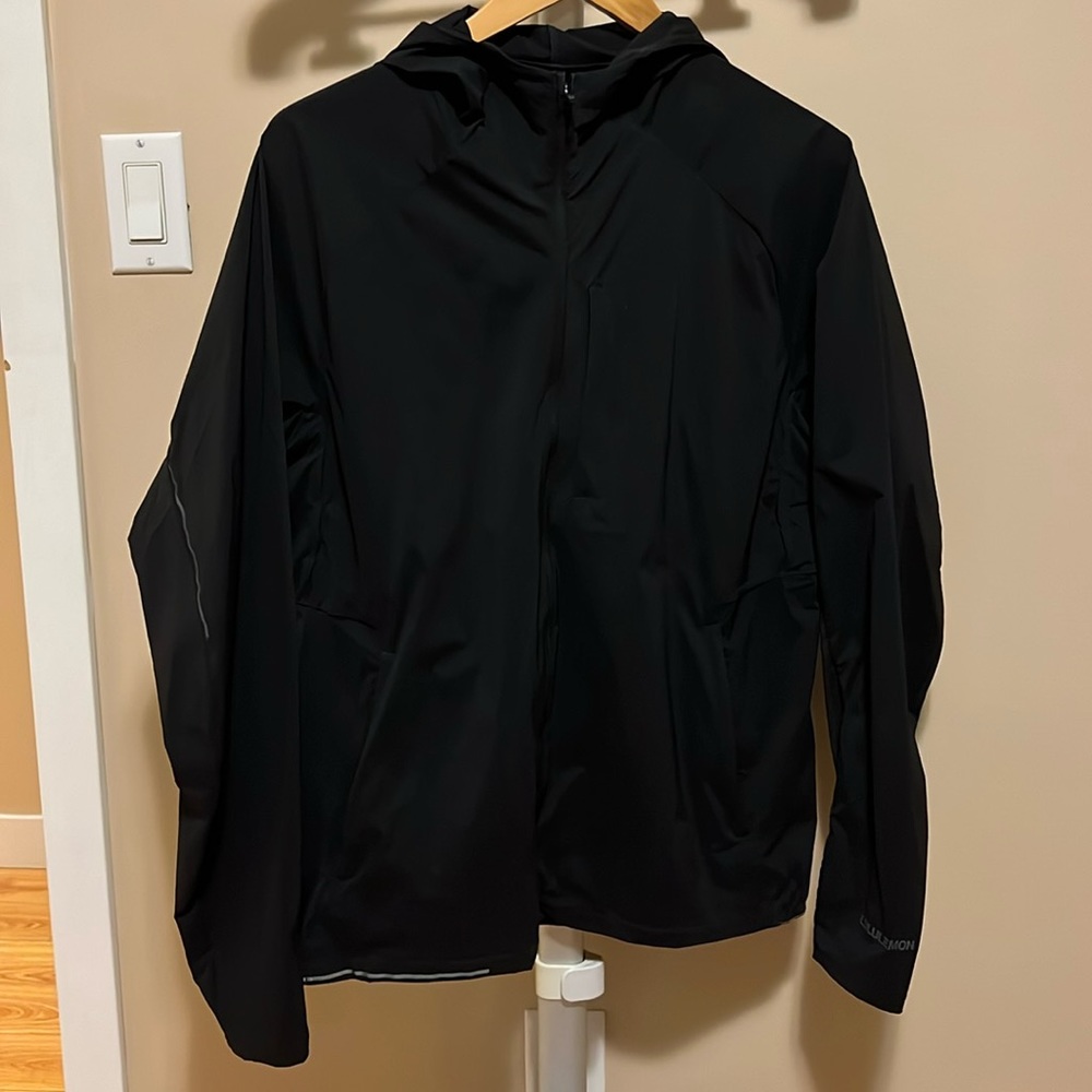 Lululemon light weight rain coat
